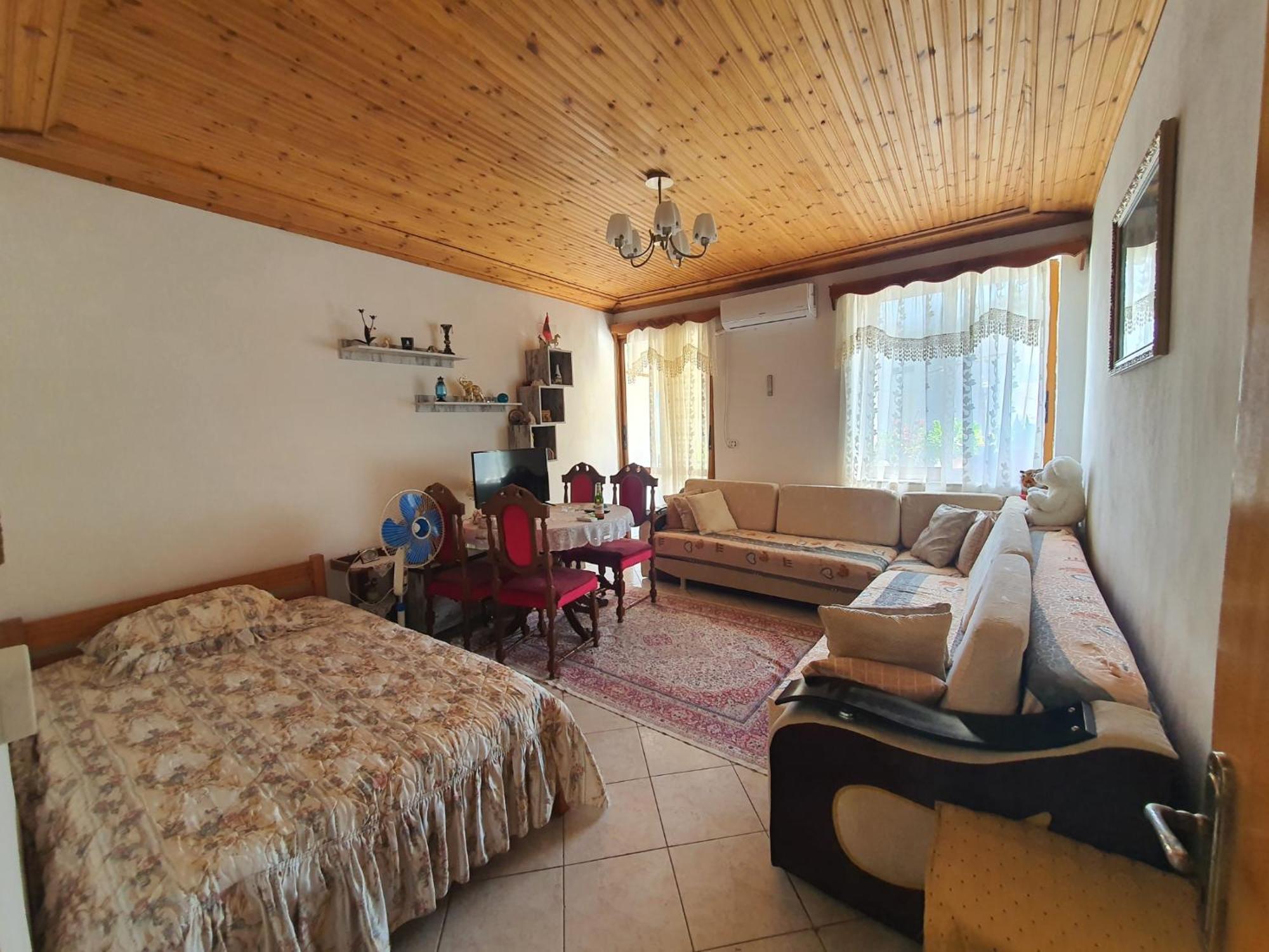 Hida Guest House Gjirokaster Exterior photo